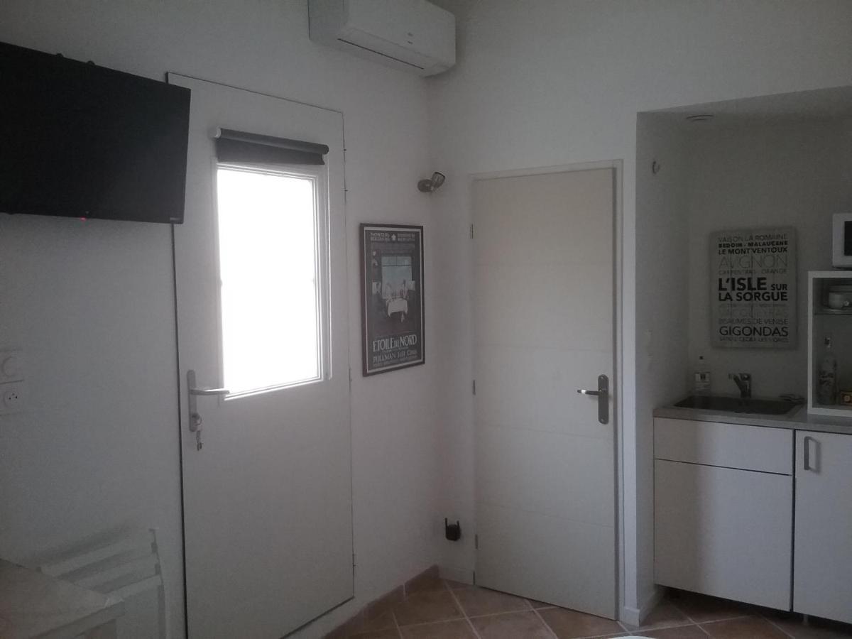 Une Chambre En Ville L'Isle-sur-la-Sorgue Exterior photo