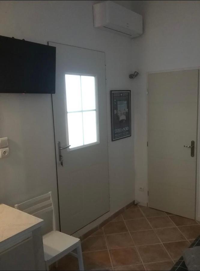 Une Chambre En Ville L'Isle-sur-la-Sorgue Exterior photo